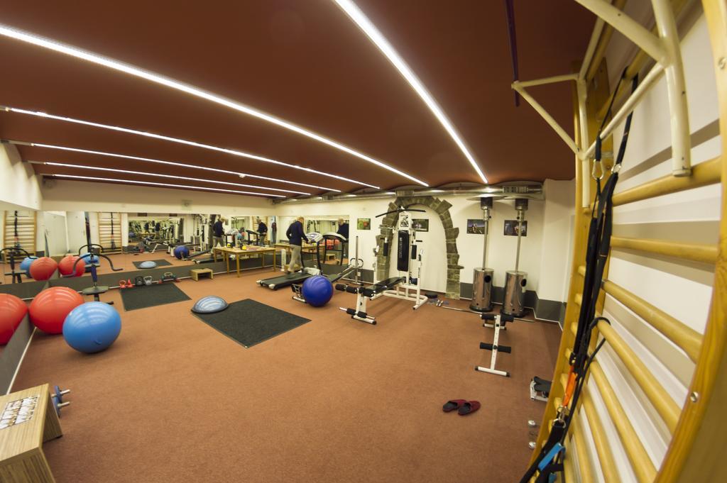 Wellness Hotel Hukvaldy Polopenze A Wellness V Cene Příbor Kültér fotó